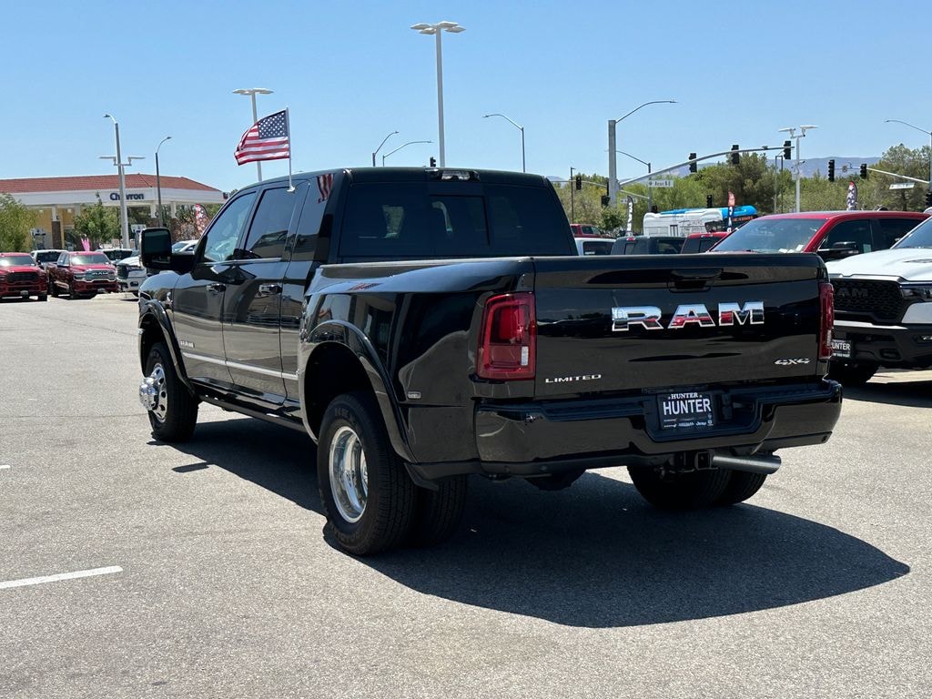 New 2026 Ram 3500 LIMITED MEGA CAB 4X4 6'4 BOX Pickup
