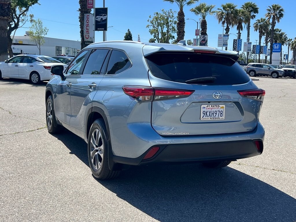 2023 Toyota Highlander XLE photo 4