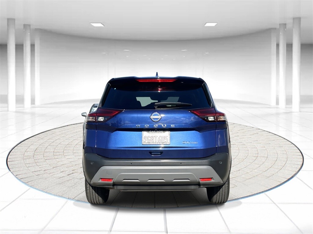 2023 Nissan Rogue SV photo 3