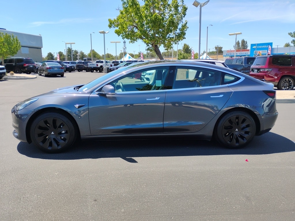 Used 2018 Tesla Model 3 Long Range with VIN 5YJ3E1EA3JF008666 for sale in Lancaster, CA