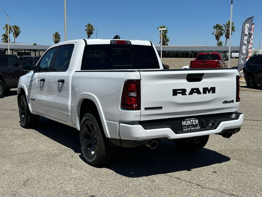 New 2026 Ram 1500 BIG HORN CREW CAB 4X4 5'7 BOX Pickup
