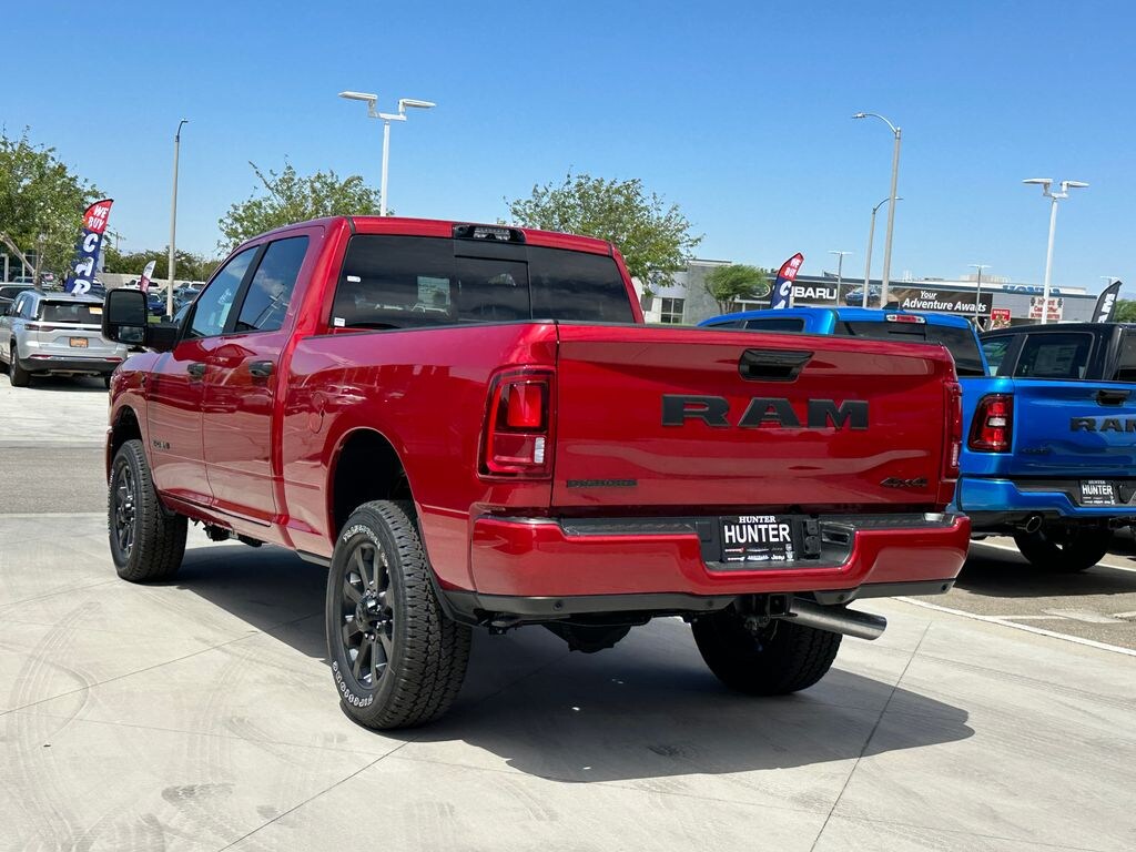 New 2026 Ram 2500 BIG HORN CREW CAB 4X4 6'4 BOX Pickup