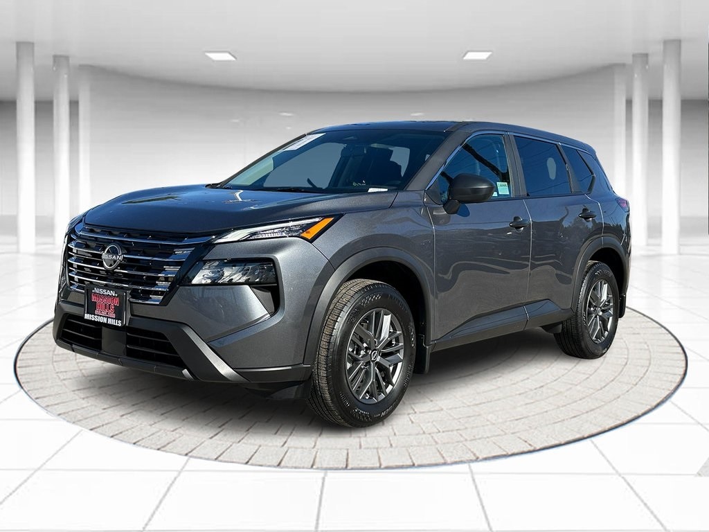 2025 Nissan Rogue S's photo