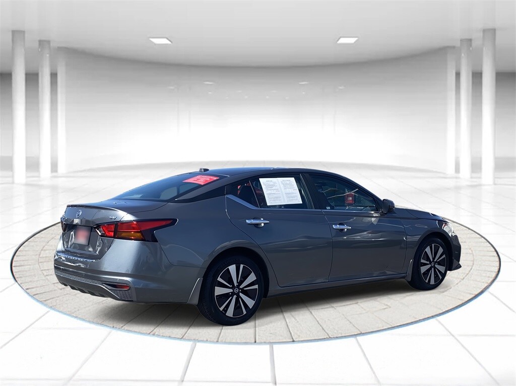 2022 Nissan Altima 2.5 SV photo 4