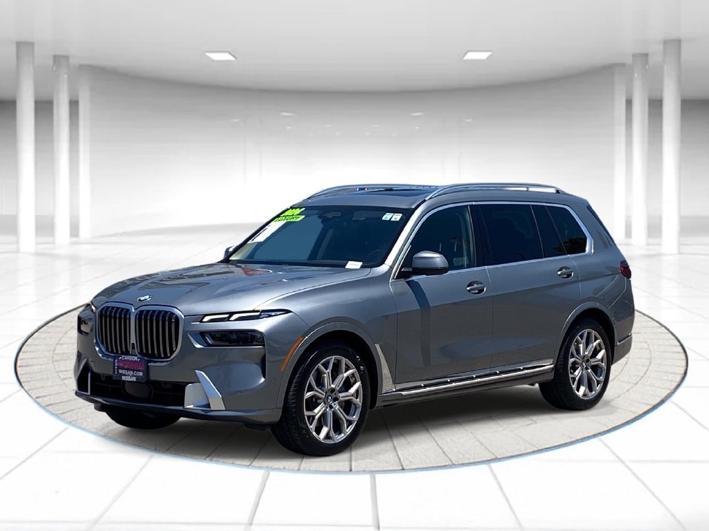 2024 BMW X7 40i
