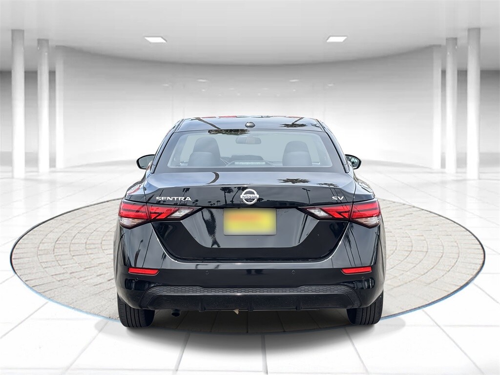 2023 Nissan Sentra SV photo 3