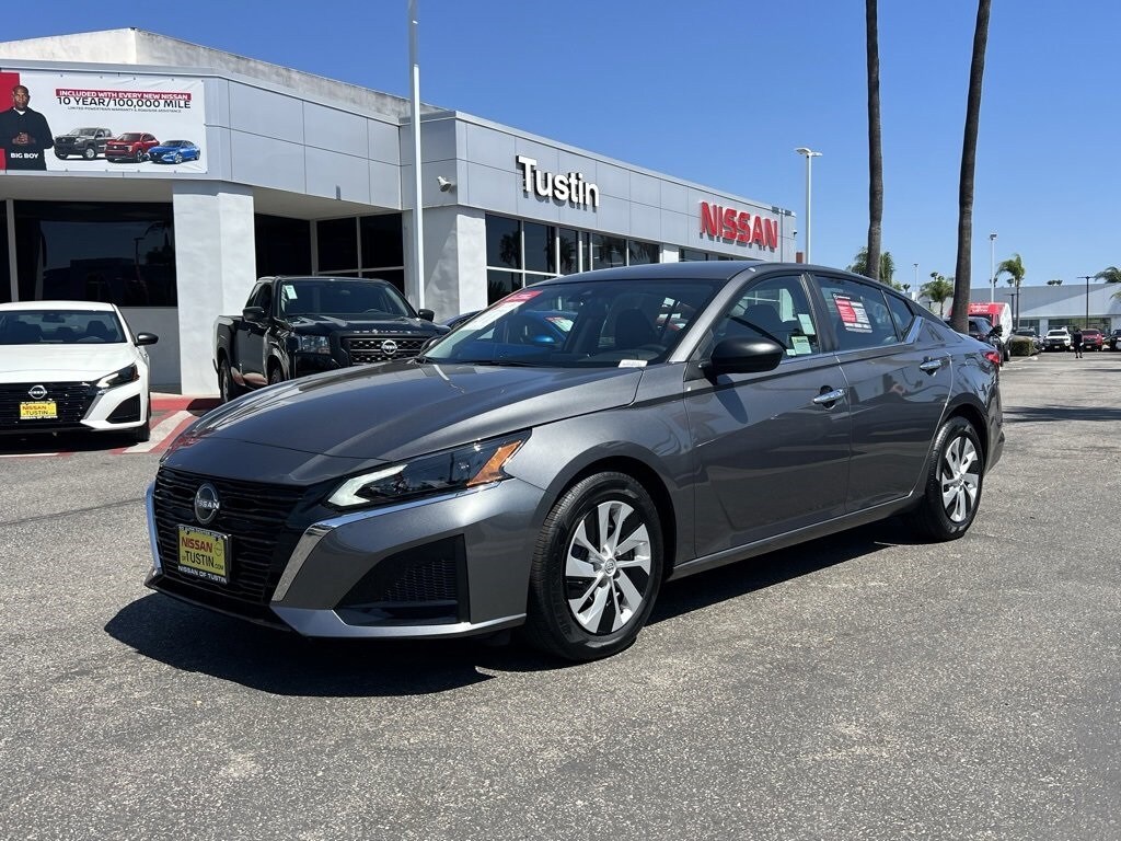 2025 Nissan Altima 2.5 S photo 2