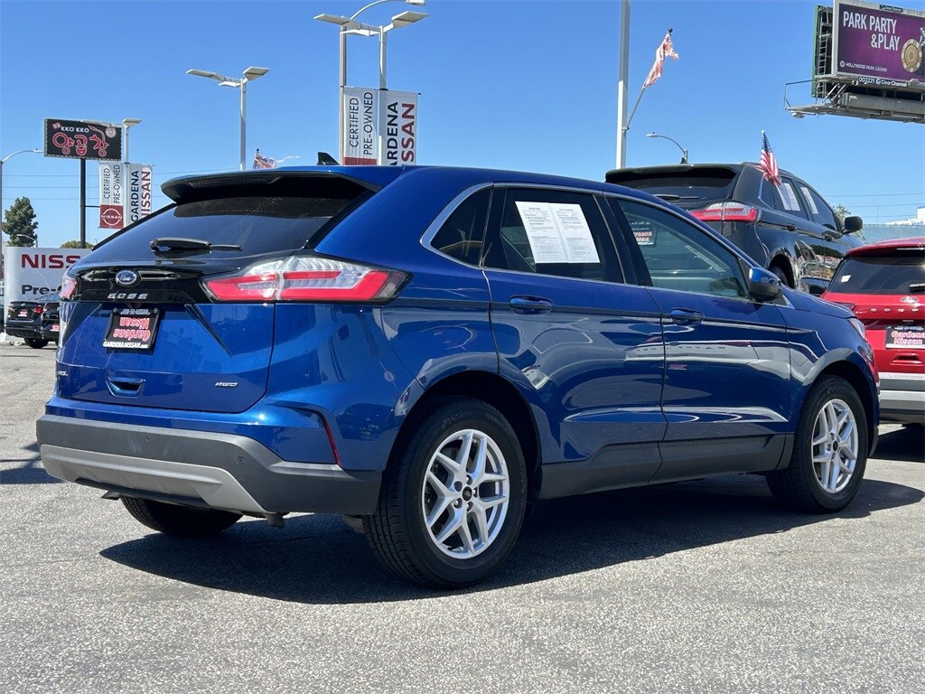 2023 Ford Edge SEL photo 4