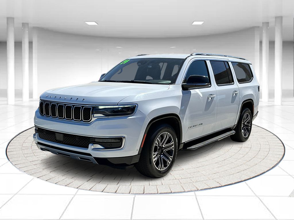 2024 Jeep Wagoneer L's photo