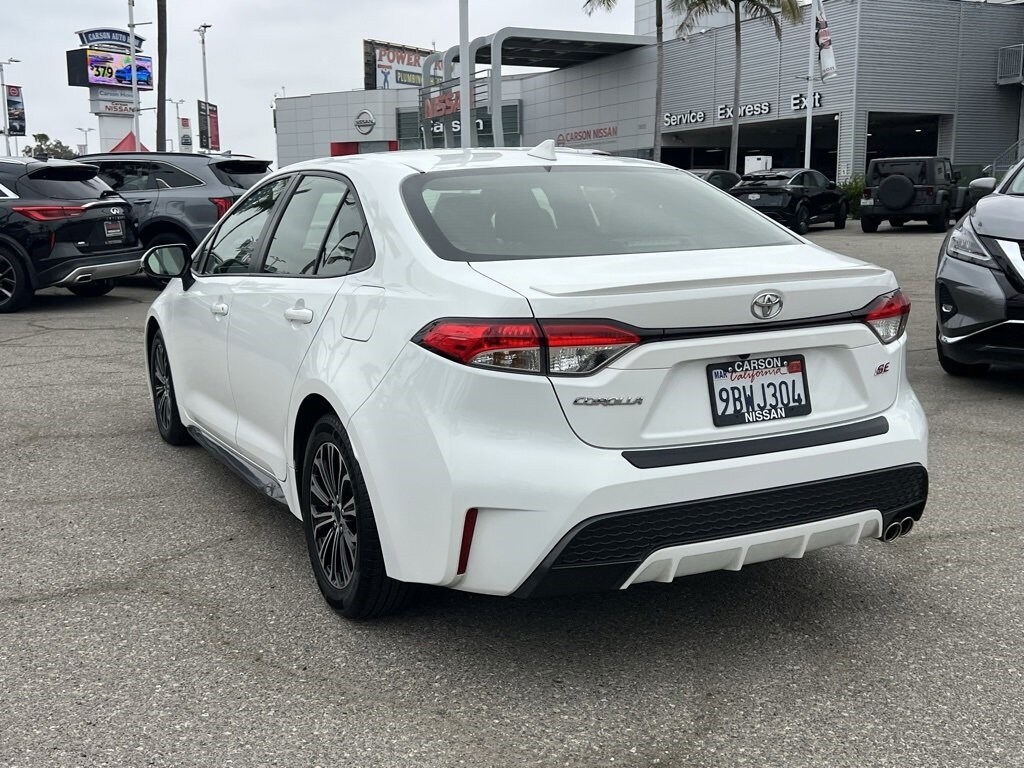 2022 Toyota Corolla SE photo 4