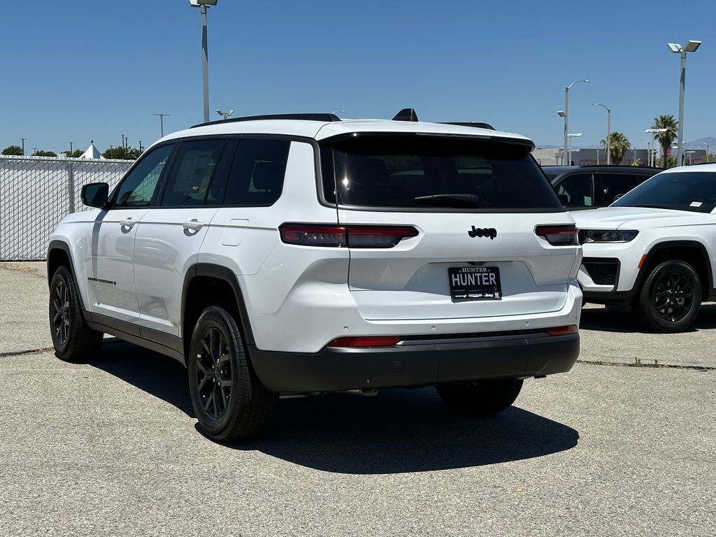 New 2026 Jeep Grand Cherokee L LAREDO ALTITUDE 4X2 Sport Utility