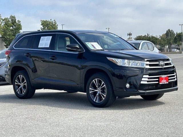 2018 Toyota Highlander LE Plus photo 3