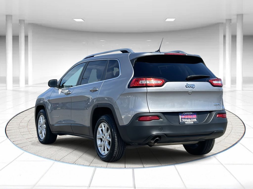 Used 2018 Jeep Cherokee Latitude with VIN 1C4PJLCB5JD572878 for sale in Lancaster, CA