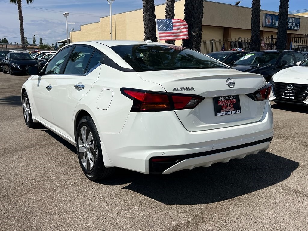 2025 Nissan Altima 2.5 S photo 3