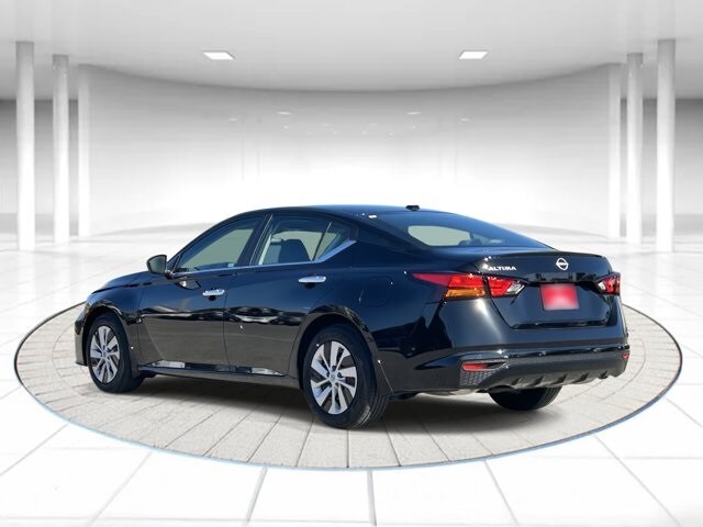 2025 Nissan Altima 2.5 S photo 2
