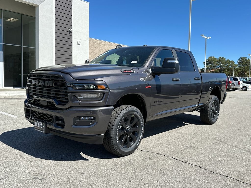 New 2026 Ram 2500 BIG HORN CREW CAB 4X4 6'4 BOX Pickup
