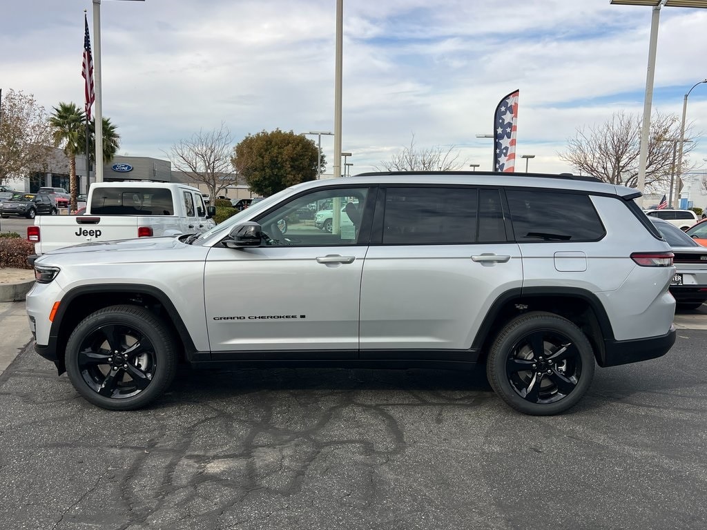 New 2025 Jeep Grand Cherokee L LIMITED 4X2 Sport Utility