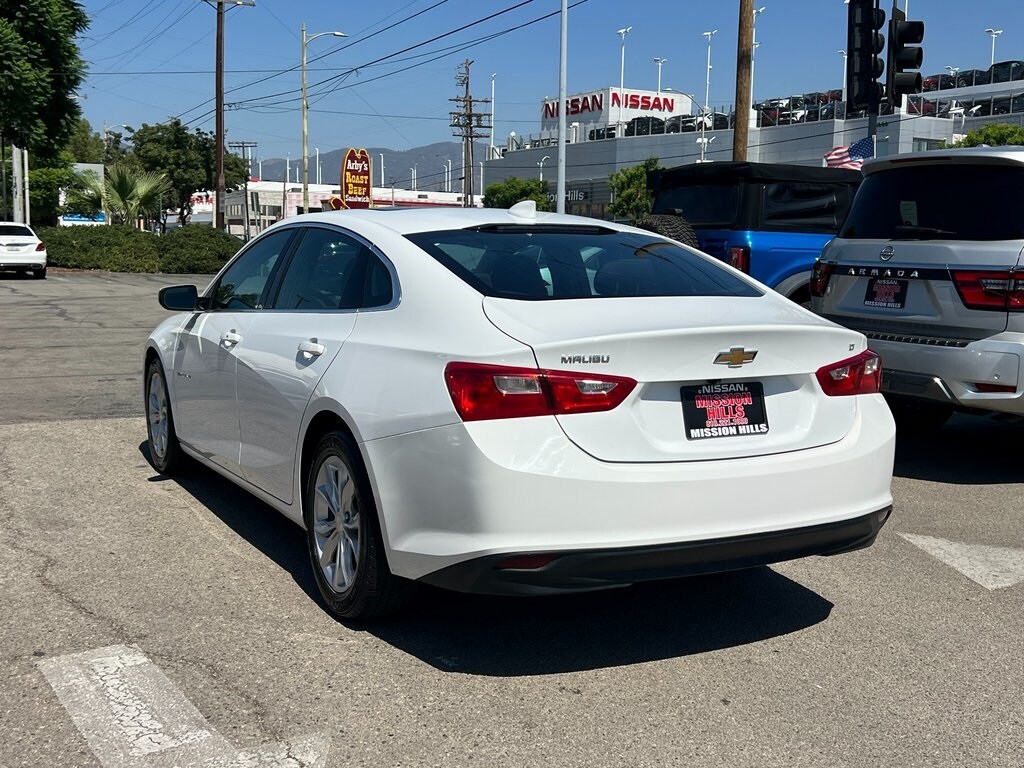 2023 Chevrolet Malibu 1LT photo 4
