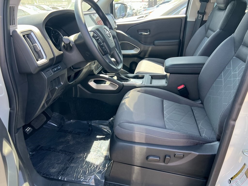 2025 Nissan Sentra S photo 4