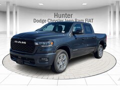 2026 Ram 1500 BIG HORN CREW CAB 4X2 5'7 BOX Pickup