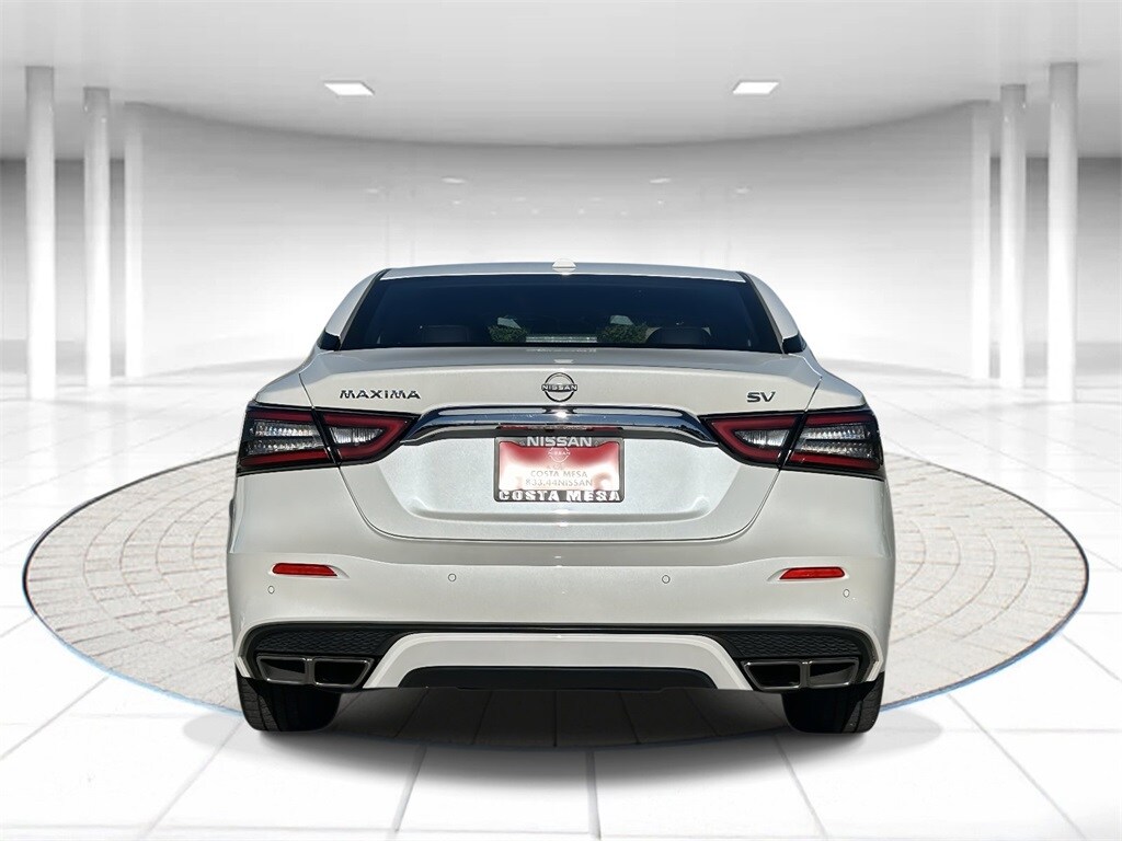 2023 Nissan Maxima SV photo 3