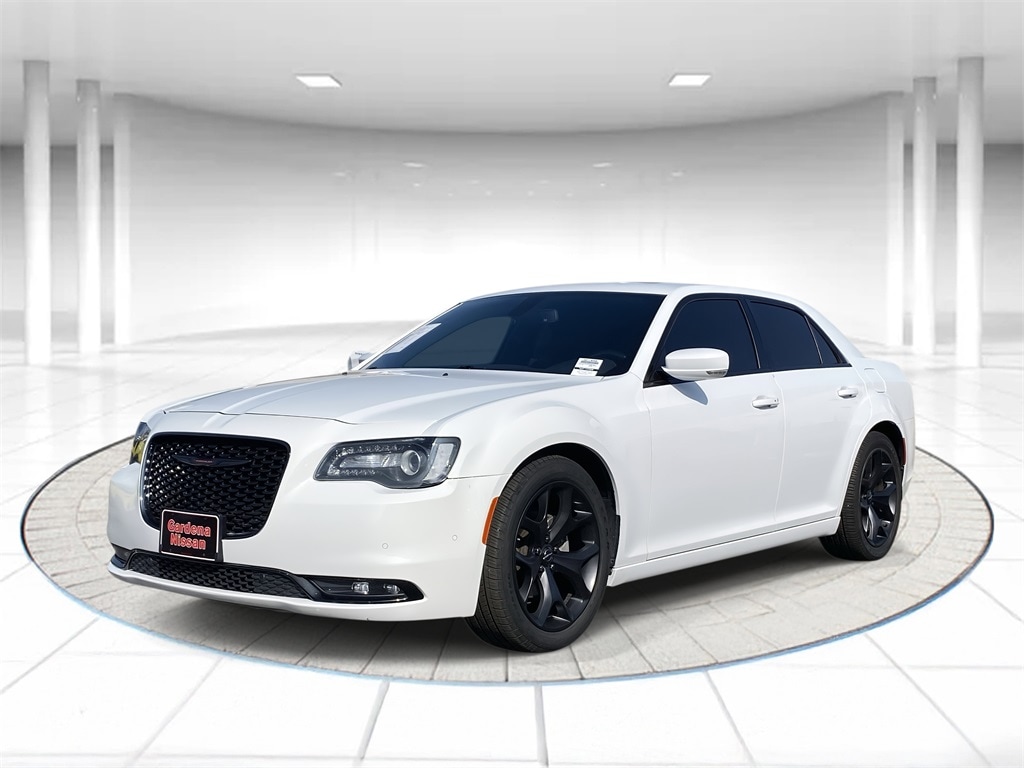 2022 Chrysler 300 Sedan 