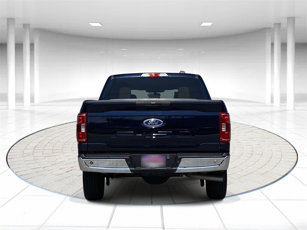 2023 Ford F-150 XLT photo 3