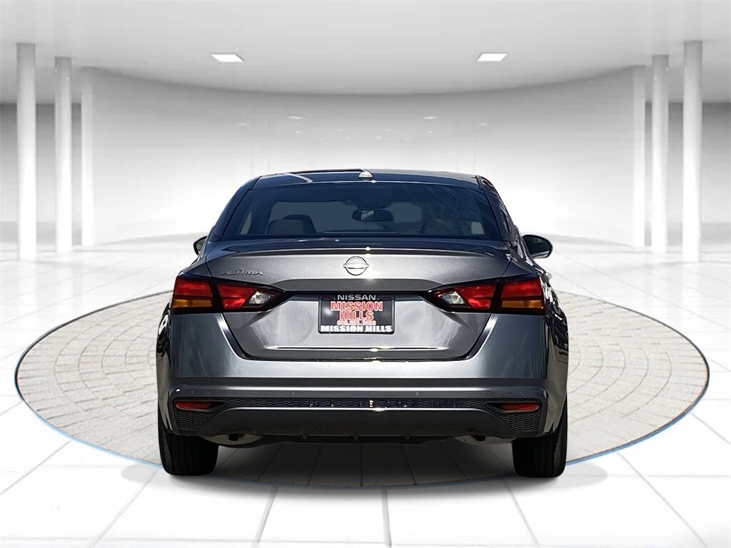 2025 Nissan Altima 2.5 S photo 3