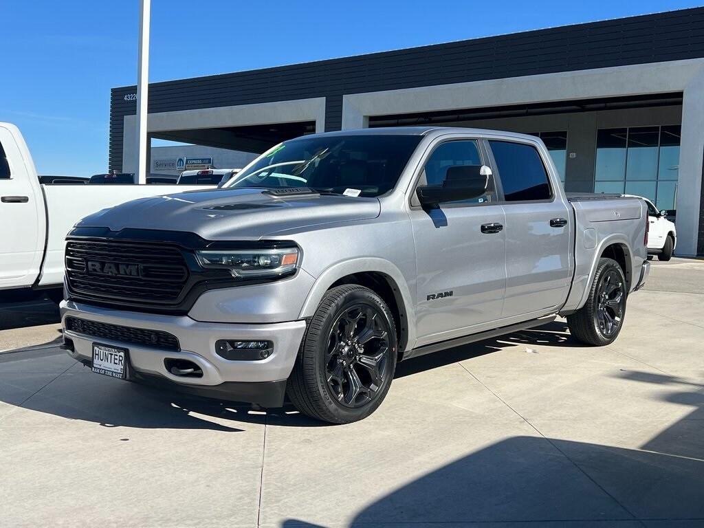 2023 Ram 1500 Limited photo 2