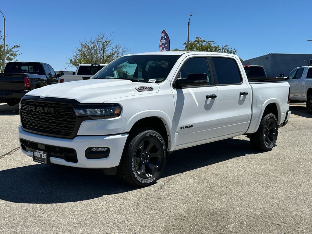 New 2026 Ram 1500 BIG HORN CREW CAB 4X4 5'7 BOX Pickup