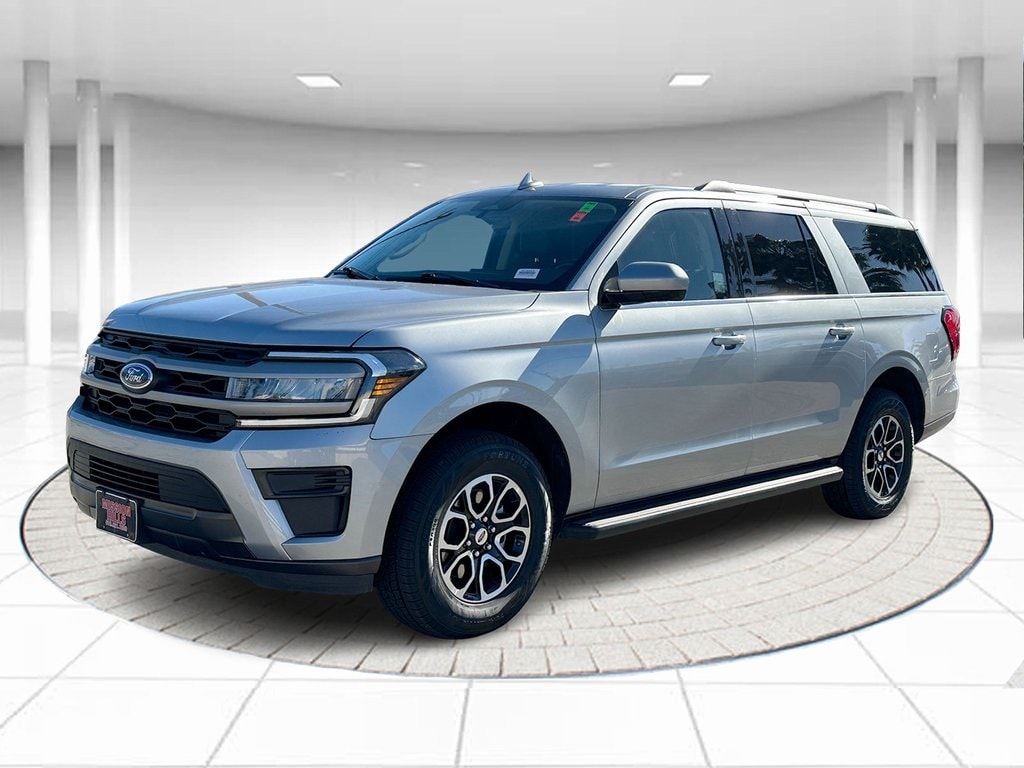 2024 Ford Expedition XLT's photo