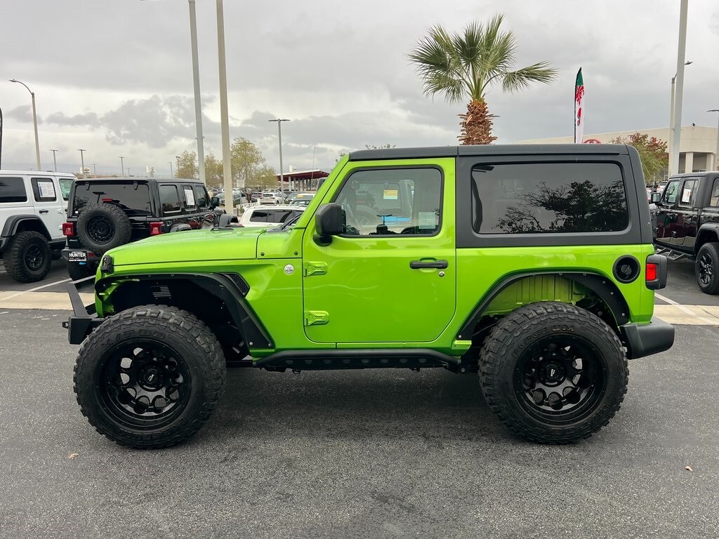 2019 Jeep Wrangler Sport S photo 3