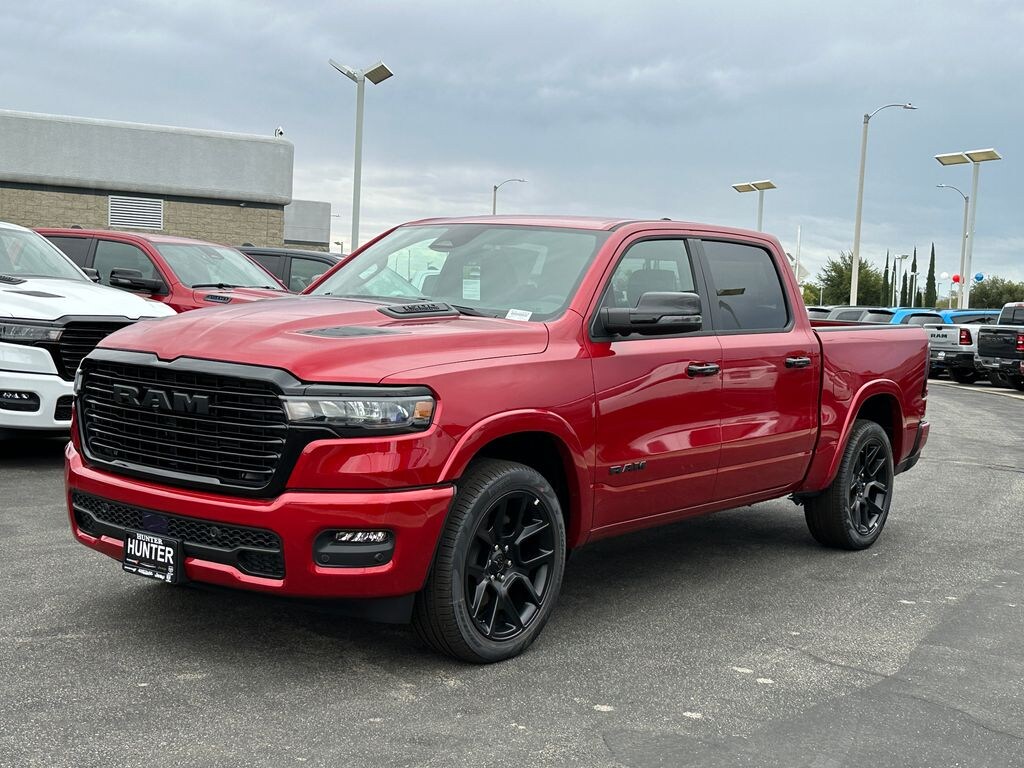 New 2026 Ram 1500 LARAMIE CREW CAB 4X4 5'7 BOX Pickup