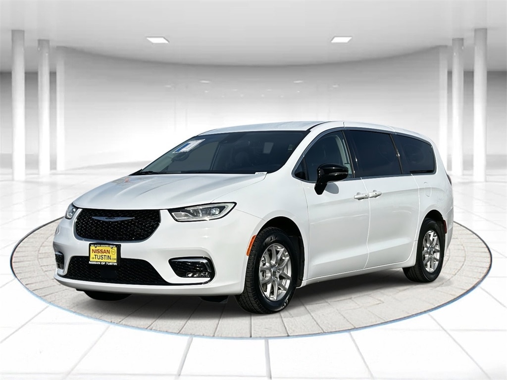2024 Chrysler Pacifica Minivan/Van 