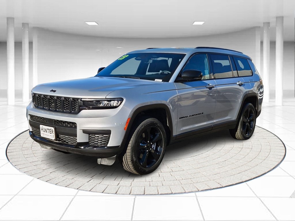 2023 Jeep Grand Cherokee L Altitude's photo