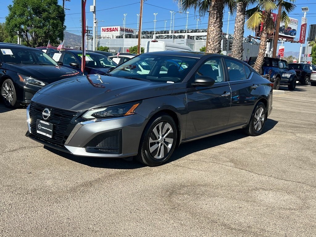 2025 Nissan Altima 2.5 S photo 2