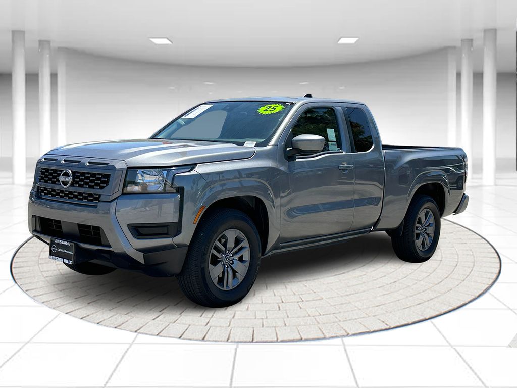 2025 Nissan Frontier
