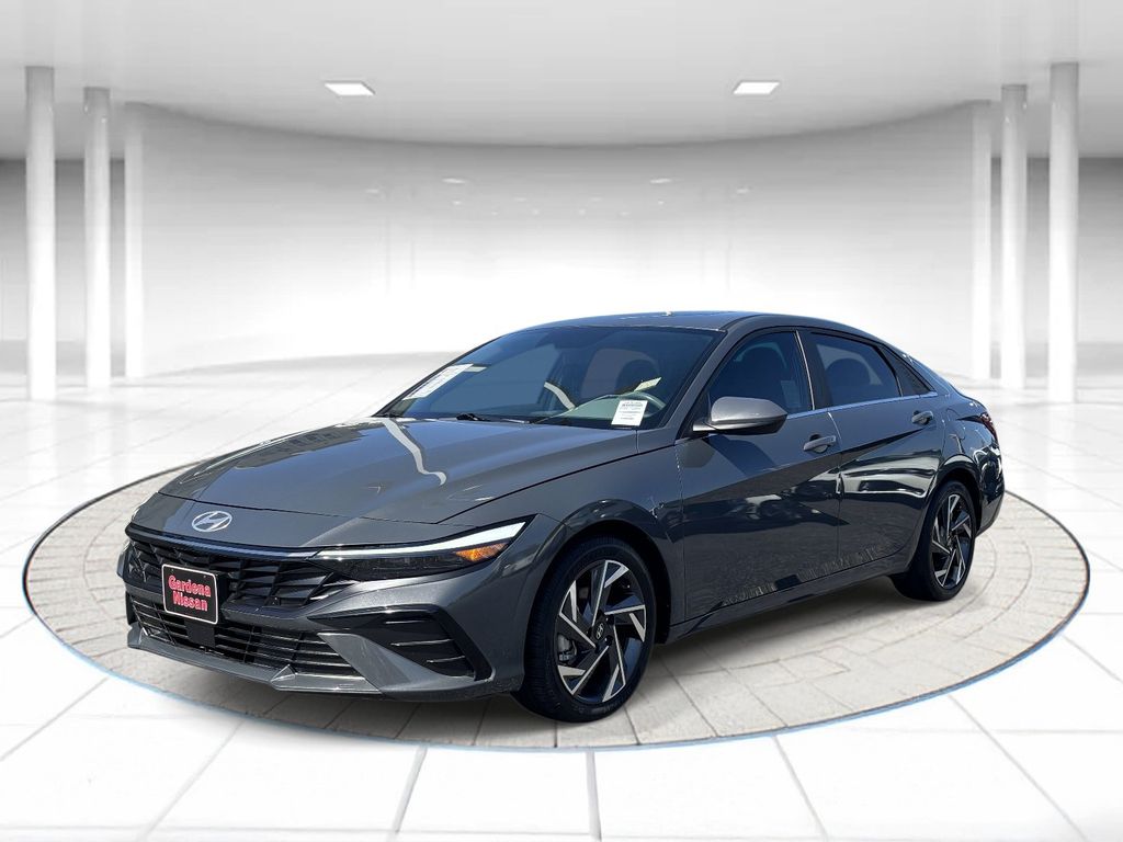  Hyundai Elantra