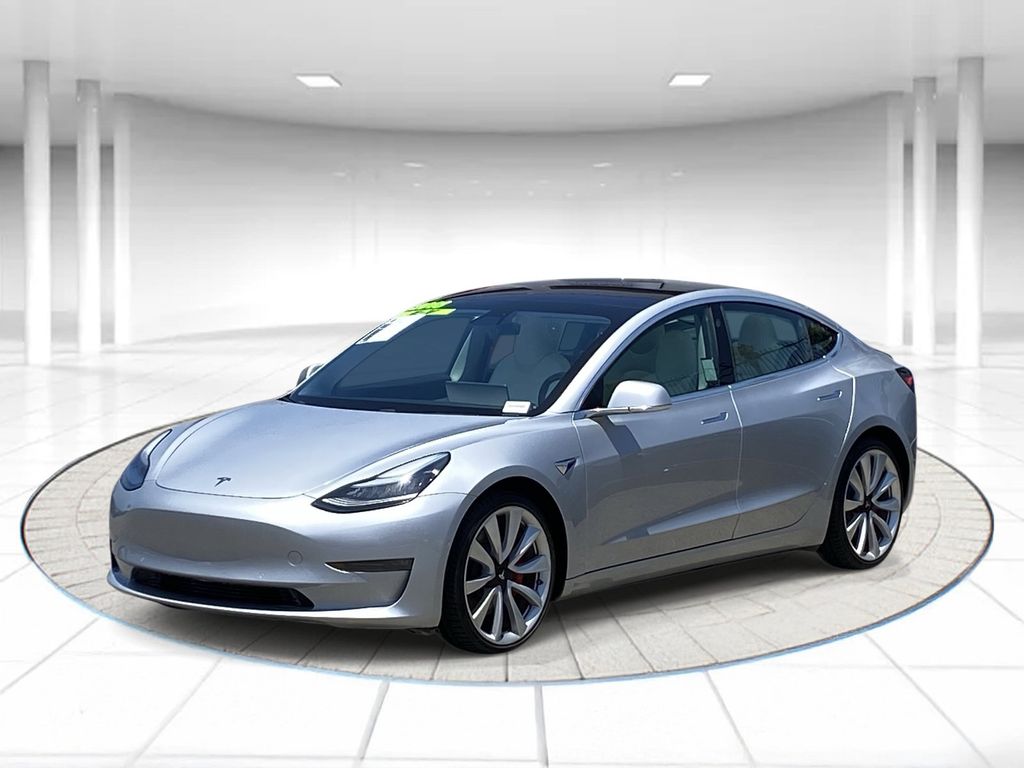 2018 Tesla Model 3 Long Range Dual Motor All-Wheel Drive's photo