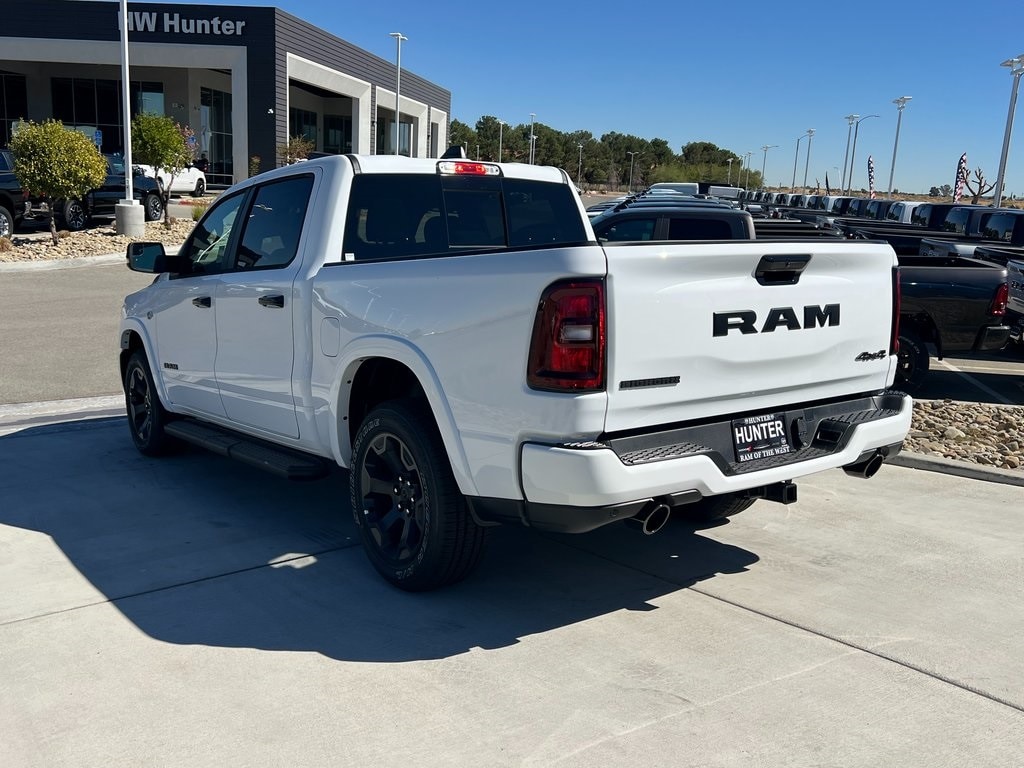 New 2026 Ram 1500 BIG HORN CREW CAB 4X4 5'7 BOX Pickup