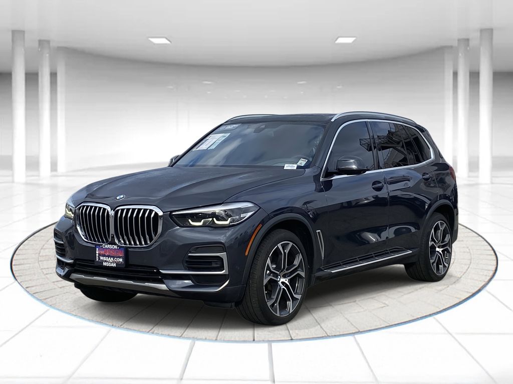 2022 BMW X5 sDrive40i's photo