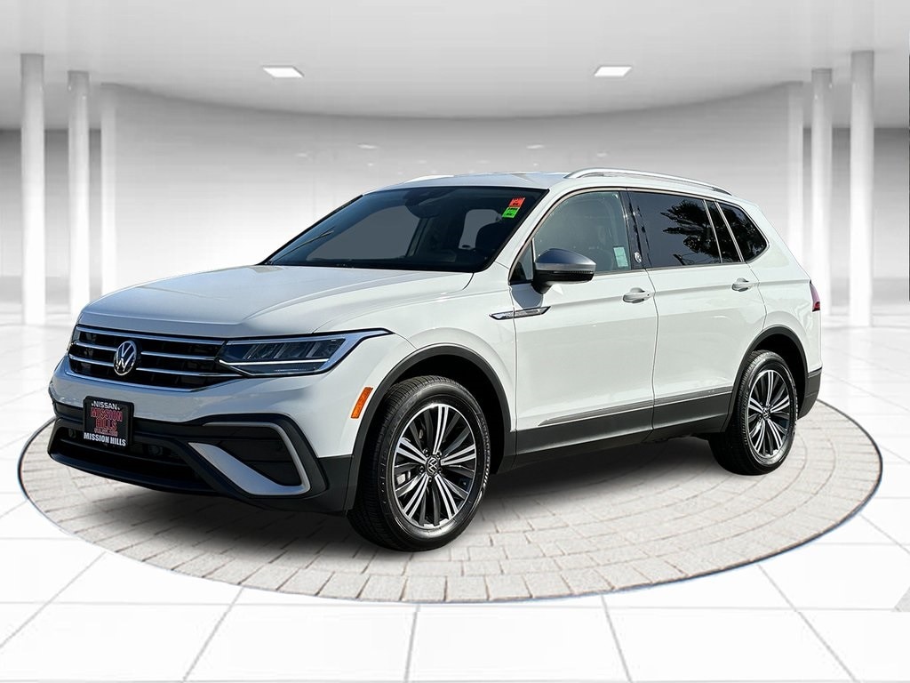2024 Volkswagen Tiguan 2.0T Wolfsburg Edition's photo