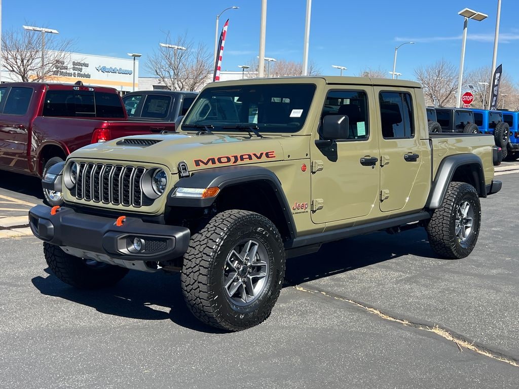 New 2026 Jeep Gladiator MOJAVE 4X4 Pickup
