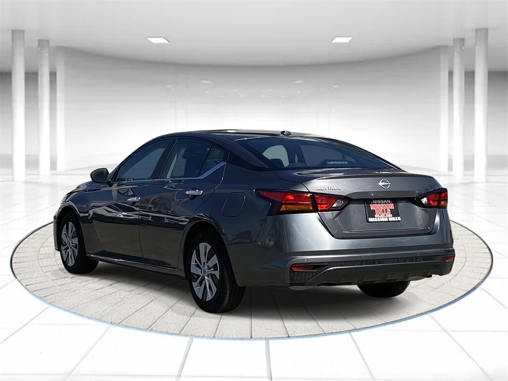 2025 Nissan Altima 2.5 S photo 2
