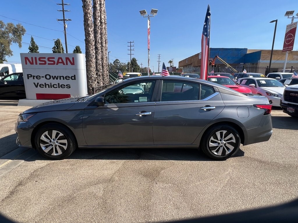 2025 Nissan Altima 2.5 S photo 2
