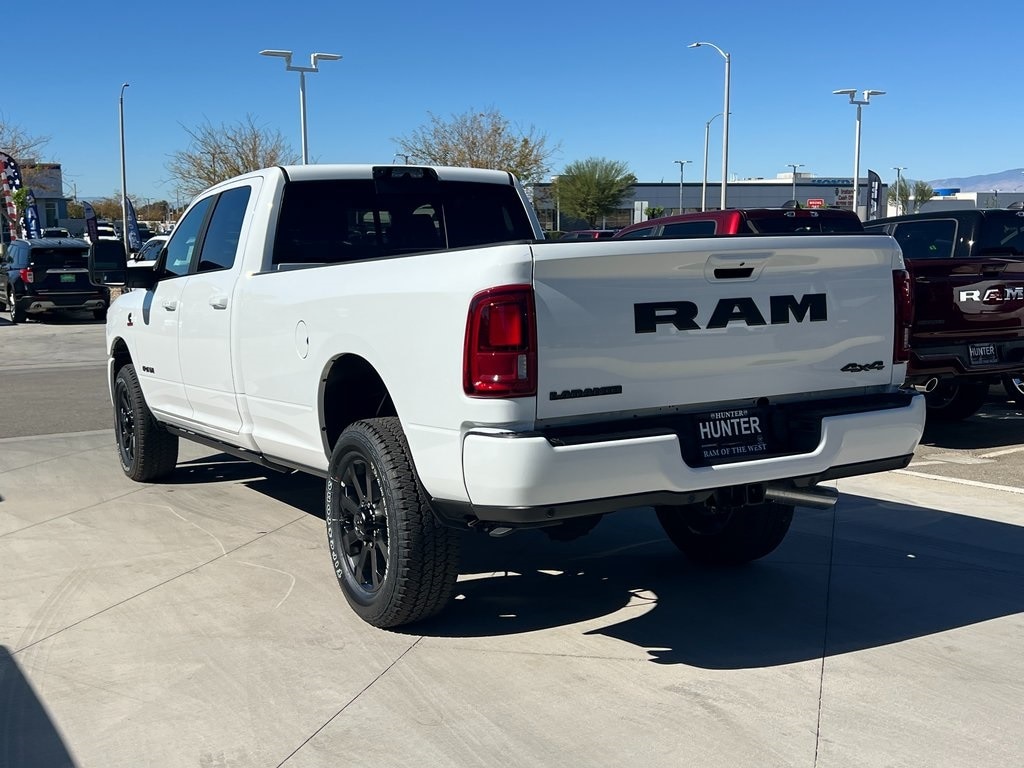 New 2026 Ram 2500 LARAMIE CREW CAB 4X4 8' BOX Pickup