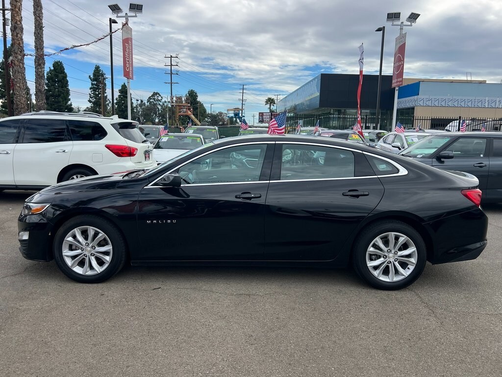 2023 Chevrolet Malibu 1LT photo 3