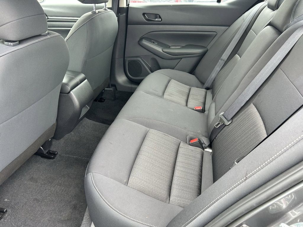 2025 Nissan Altima S - Photo 14