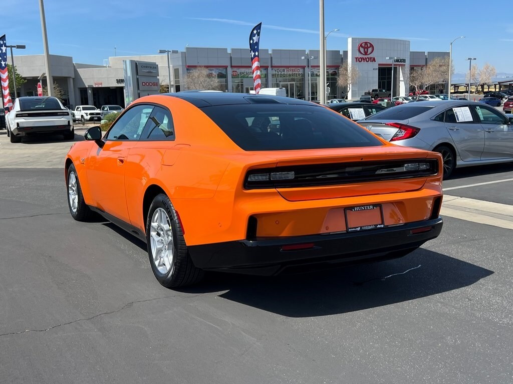 2025 Dodge Charger R/T AWD photo 4