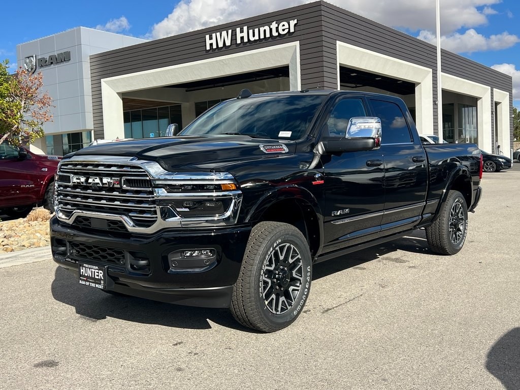 New 2026 Ram 2500 LIMITED CREW CAB 4X4 6'4 BOX Pickup